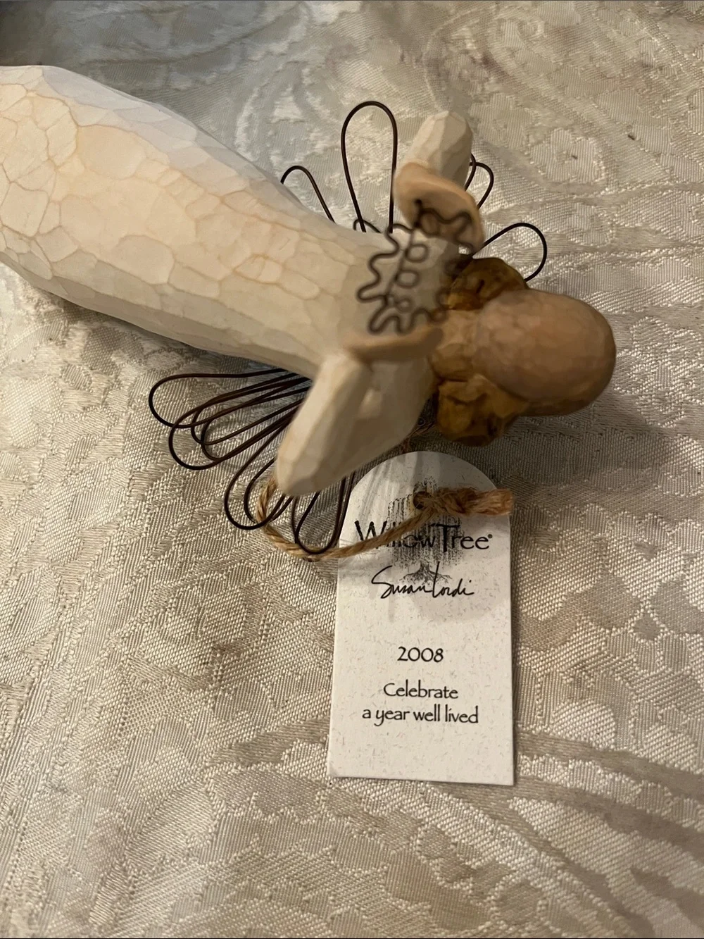 Willow Tree Cream Angel 2008 Ornament with Black Wire Wings NWT